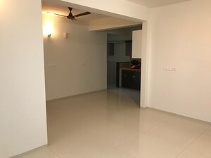 Room in 2.5 BHK Apartment at Arvind Skylands, Jakkuru – for Sale