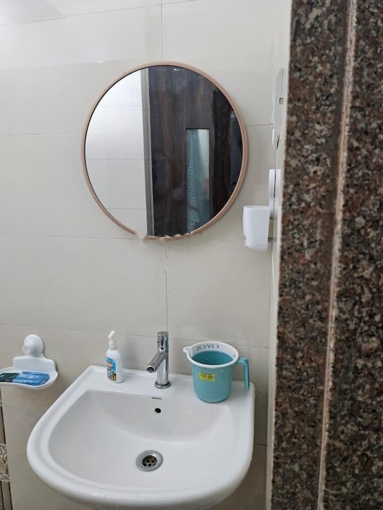 Bathroom, prescon-midtown-bay 2 Bedroom 900 Sq.Ft. Apartment In Mahim West Mumbai 10563129