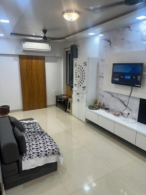 Team Area in 2 BHK Apartment at Prescon Midtown Bay, Mahim West – for Rent