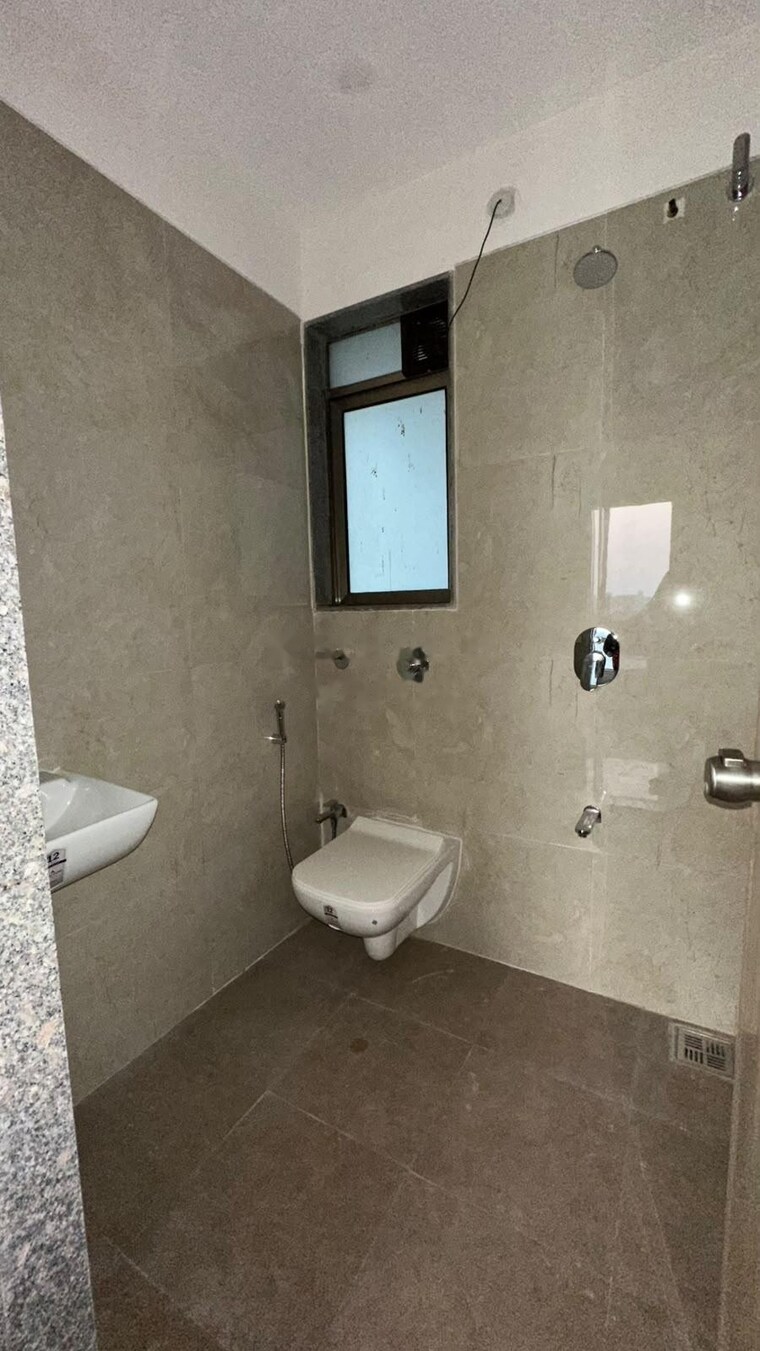 Bathroom, adani-ten-bkc 3 Bedroom 1600 Sq.Ft. Apartment In Bandra East Mumbai 10563138