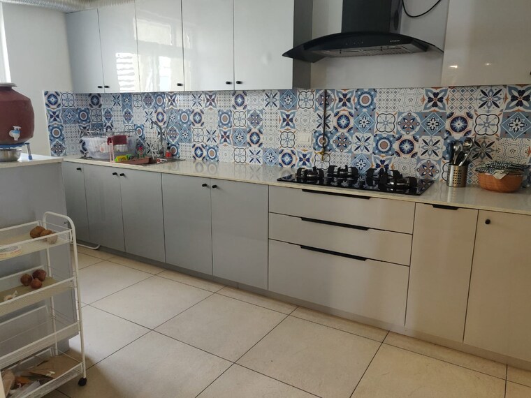 Kitchen, prestige-royale-gardens 3 Bedroom 1705 Sq.Ft. Apartment In Doddaballapur Road Bangalore 10563160