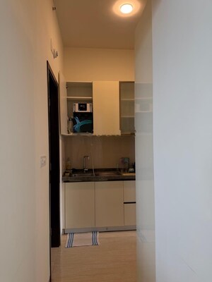 Furnished Amenities in 2.5 BHK Apartment at Prescon Midtown Bay, Mahim West – for Rent