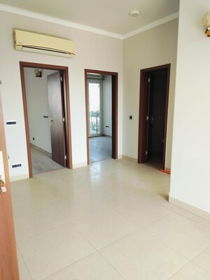 Room in 3 BHK Builder Floor at Palam Vihar – for Rent