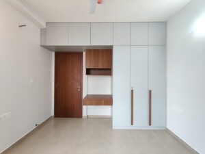 Room in 2 BHK Apartment at Bhartiya Nikoo Homes Phase 2, Thanisandra Main Road – for Rent