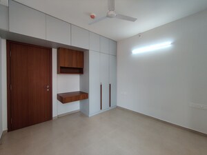 Room in 2 BHK Apartment at Bhartiya Nikoo Homes Phase 2, Thanisandra Main Road – for Rent