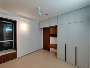 Room in 2 BHK Apartment at Bhartiya Nikoo Homes Phase 2, Thanisandra Main Road – for Rent