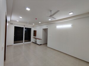 Room in 2 BHK Apartment at Bhartiya Nikoo Homes Phase 2, Thanisandra Main Road – for Rent