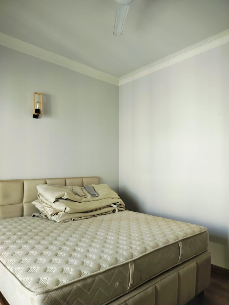 Bedroom, palam-vihar-residents-association 3 Bedroom 1520 Sq.Ft. Builder Floor In Palam Vihar Gurgaon 10563188