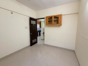 Room in 3 BHK Apartment at Swadesh Greenhills, Baner – for Rent