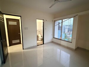 Room in 3 BHK Apartment at Swadesh Greenhills, Baner – for Rent