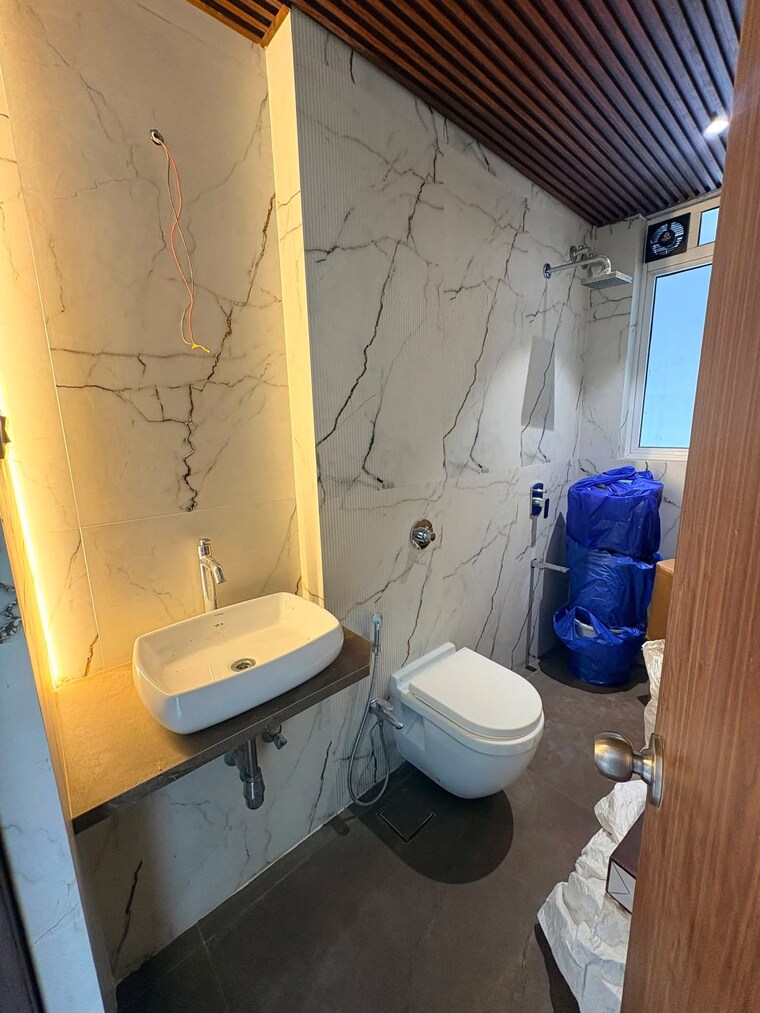 Bathroom, krishna-tower-kapurbawdi 3 Bedroom 1250 Sq.Ft. Apartment In Kapur Bawdi Thane 10563216