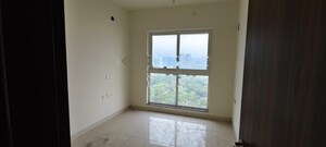 Room in 2 BHK Apartment at Sheth Avante, Kanjurmarg West – for Rent