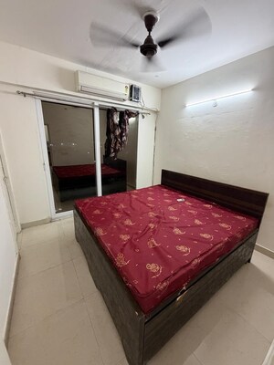 Bedroom in 2 BHK Apartment at Signature Global Prime, Sector 63a – for Rent