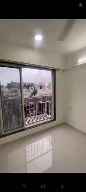 Room in 2 BHK Apartment at Deraiya Iconico, Kurla East – for Rent