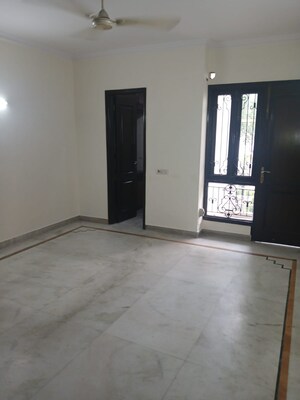 Room in 2 BHK Builder Floor at Lajpat Nagar 4 – for Sale