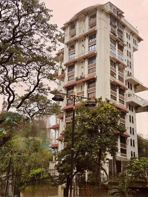 3 BHK Apartment For Rent in Khar West