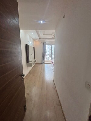 Building Lobby in 3 BHK Apartment at Shalimar Oneworld Vista, Gomti Nagar – for Rent