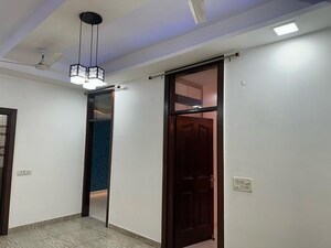 Room in 2 BHK Builder Floor at Sapphire Tower, Sector 104 – for Sale