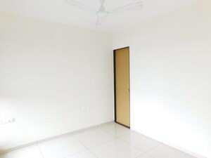 1 BHK Apartment For Sale in Chandak 34 Park Estate, Goregaon West