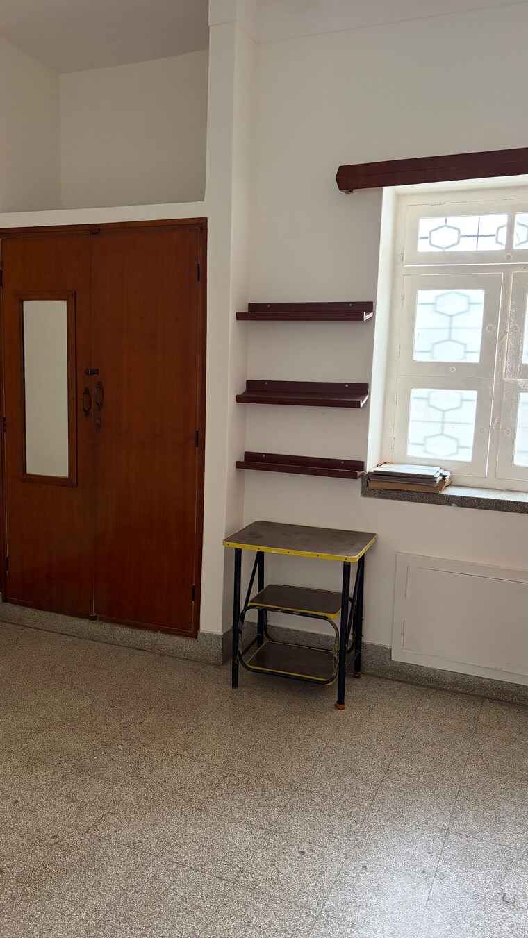Room, shanthi nagar 2 Bedroom 950 Sq.Ft. Independent House In Shanthi Nagar Bangalore 10563360