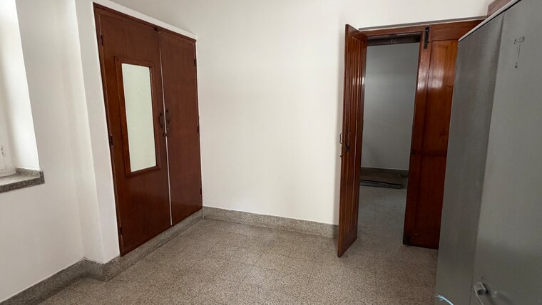 Room, shanthi nagar 2 Bedroom 950 Sq.Ft. Independent House In Shanthi Nagar Bangalore 10563360
