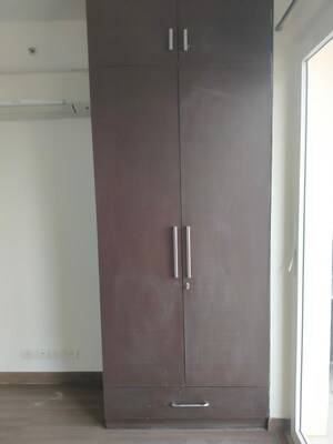 Building Lobby in 3 BHK Apartment at Unitech Palms, South City 1 – for Rent