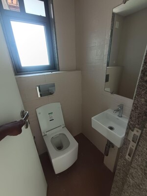 Bathroom in 3.5 BHK Apartment at Kanakia Silicon Valley, Powai – for Rent