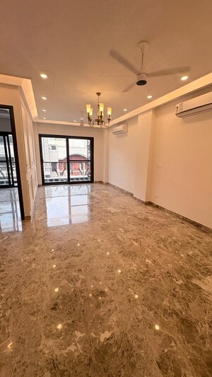 3 BHK Builder Floor For Rent in Greater Kailash