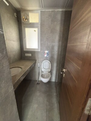 Bathroom in 3 BHK Apartment at Shalimar Oneworld Vista, Gomti Nagar – for Rent