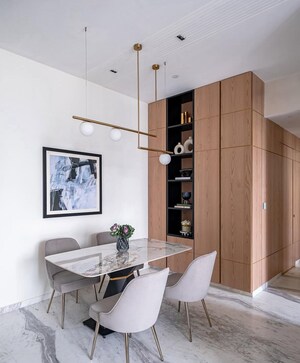 Dining area in 3 BHK Apartment at Piramal Aranya, Byculla – for Rent