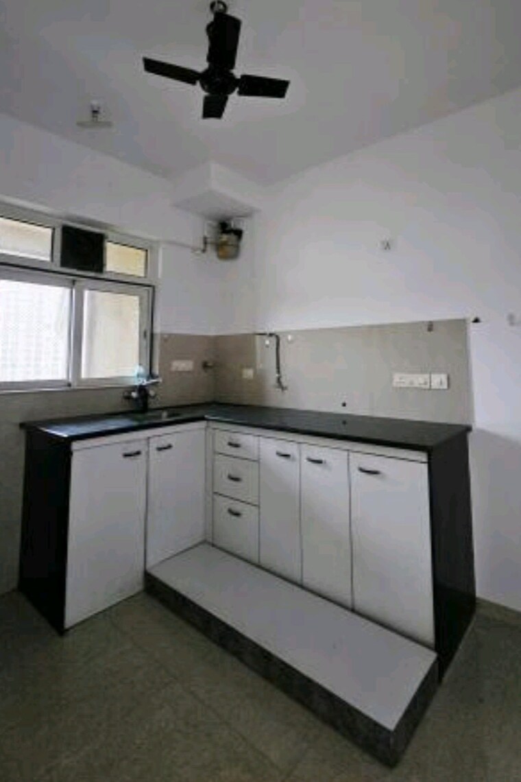 Kitchen, hiranandani-meadows 2.5 Bedroom 835 Sq.Ft. Apartment In Manpada Thane 10563465