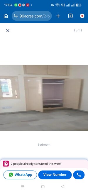 Room in 3 BHK Builder Floor at Dlf Phase ii – for Rent