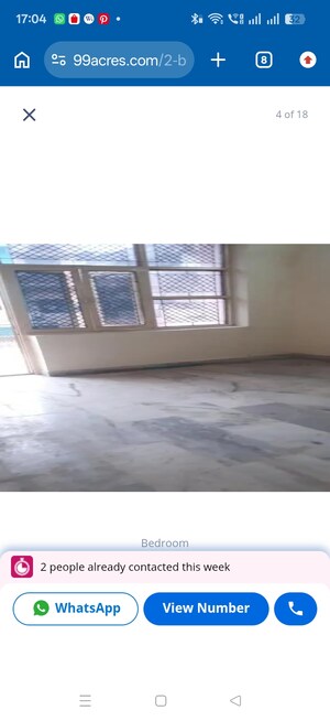 Room in 3 BHK Builder Floor at Dlf Phase ii – for Rent