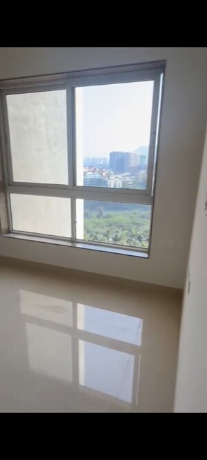 Room in 2 BHK Apartment at Hubtown Rising City, Ghatkopar East – for Rent