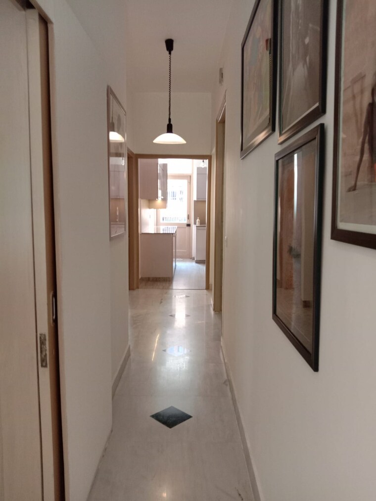 undefined, west sant nagar 6+ Bedroom 4500 Sq.Ft. Independent House In West Sant Nagar Delhi 10563475