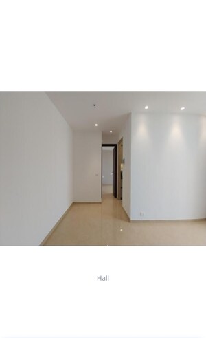 Room in 1 BHK Apartment at Hiranandani Highland, Powai – for Rent