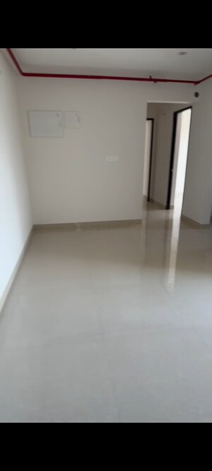 Room in 2.5 BHK Apartment at Hubtown Rising City, Ghatkopar East – for Rent