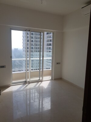 Room in 2 BHK Apartment at Omkar Alta Monte, Malad East – for Rent