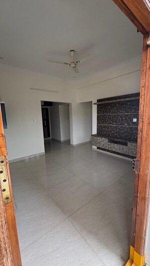 Room in 3 BHK Apartment at Brigade El Dorado, Bagaluru – for Rent