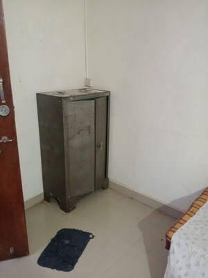 1 RK Apartment For Rent in Bandra West
