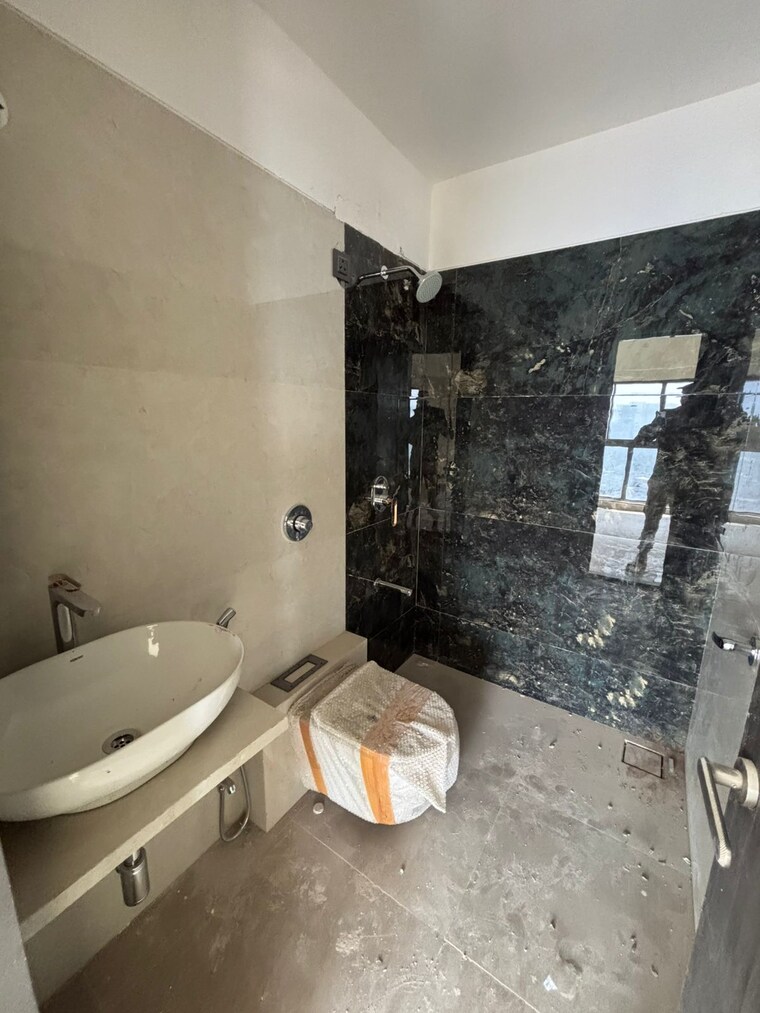Bathroom, im-applaud-38 2 Bedroom 750 Sq.Ft. Apartment In Goregaon East Mumbai 10563518