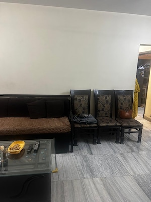 Living Room in 3 BHK Apartment at Sumer Castle, Uthalsar – for Rent
