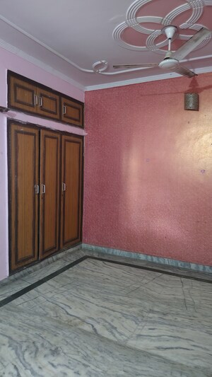 Furnished Amenities in 6+ BHK Villa at Sector 55 – for Sale