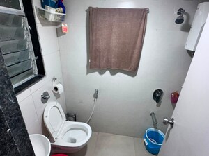 Furnished Amenities in 1 BHK Apartment at Vardhan Heights, Chembur – for Rent