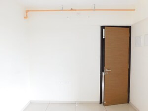 2.5 BHK Apartment For Sale in Chandak 34 Park Estate, Goregaon West