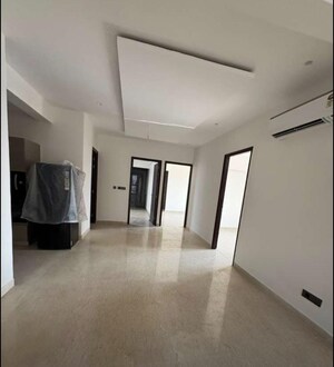 Room in 4 BHK Apartment at Maya Green Lotus Utsav, International Airport Road – for Rent