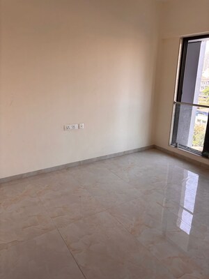 Room in 2 BHK Apartment at IM Applaud 38, Goregaon East – for Rent