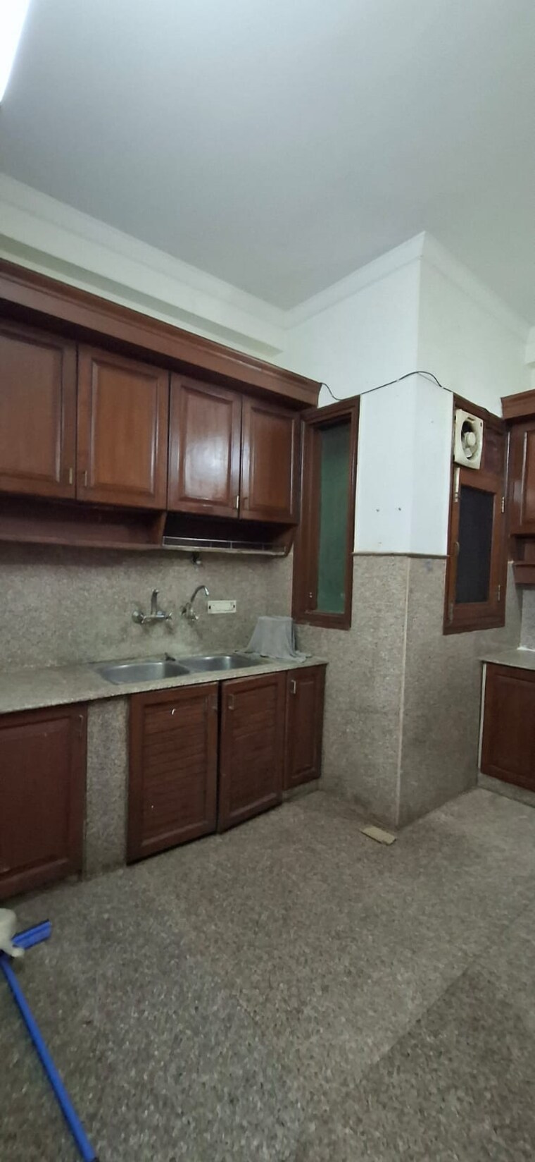 Kitchen, pamposh enclave 3 Bedroom 1800 Sq.Ft. Builder Floor In Pamposh Enclave Delhi 10563550