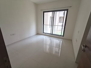 Room in 3 BHK Apartment at Supreme Belmac Residences D, Wadgaon Sheri – for Rent