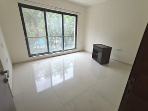 Room in 3 BHK Apartment at Supreme Belmac Residences D, Wadgaon Sheri – for Rent